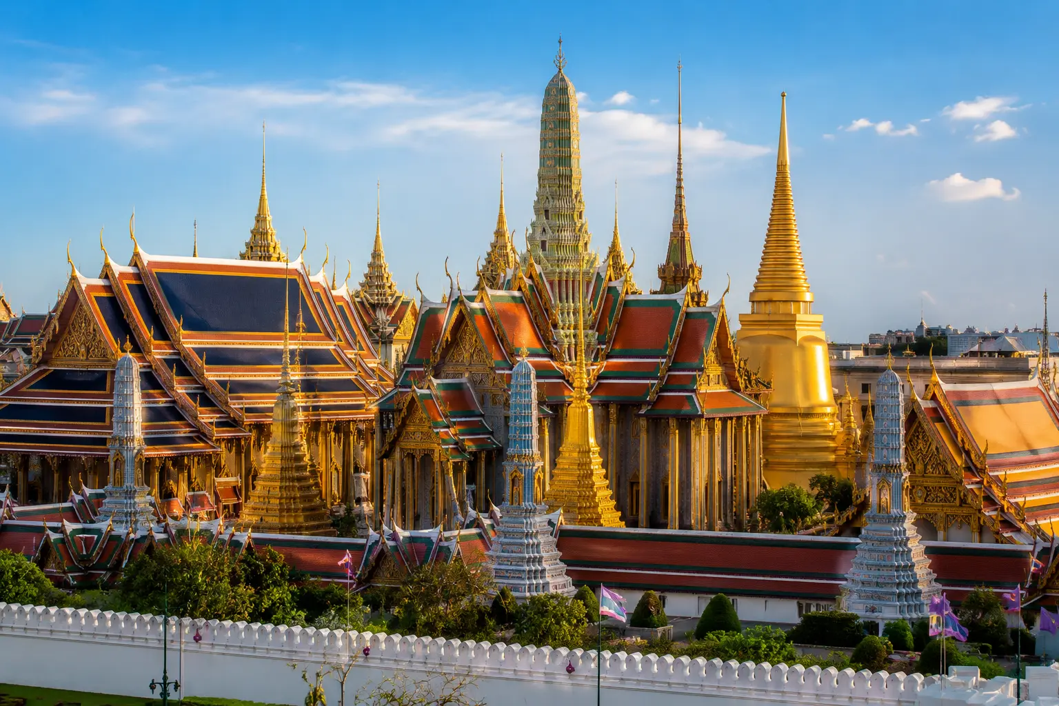 Bangkok Grand Palace golden spires